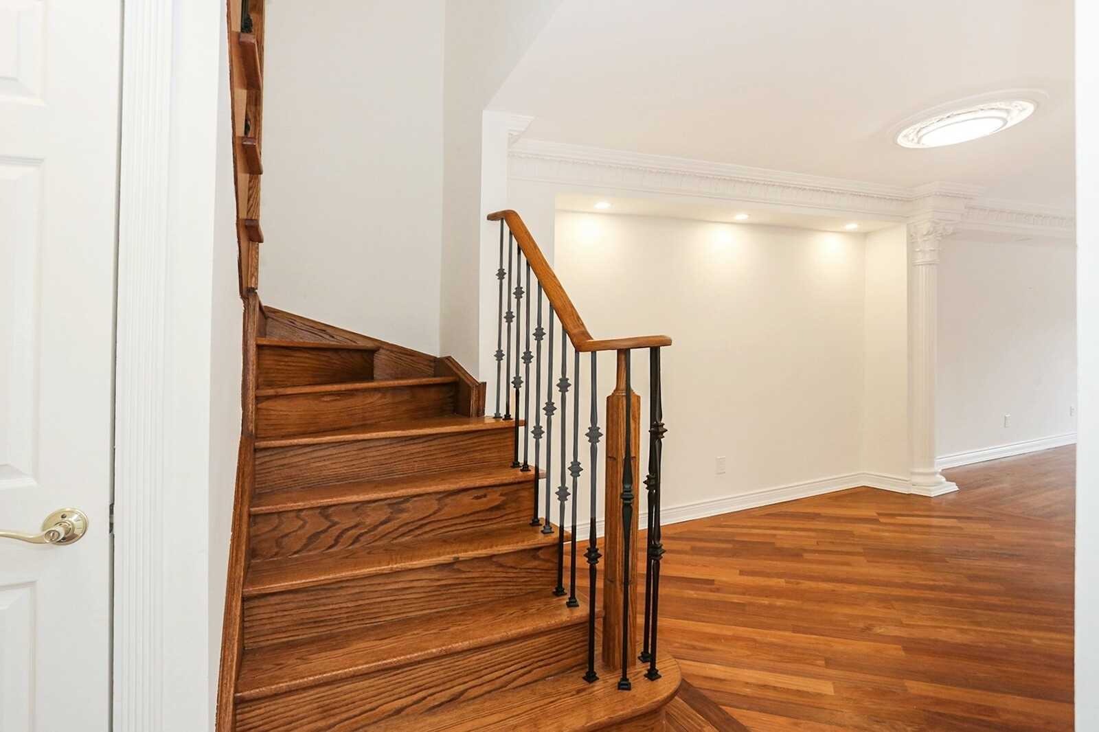 31 Clarion Cres