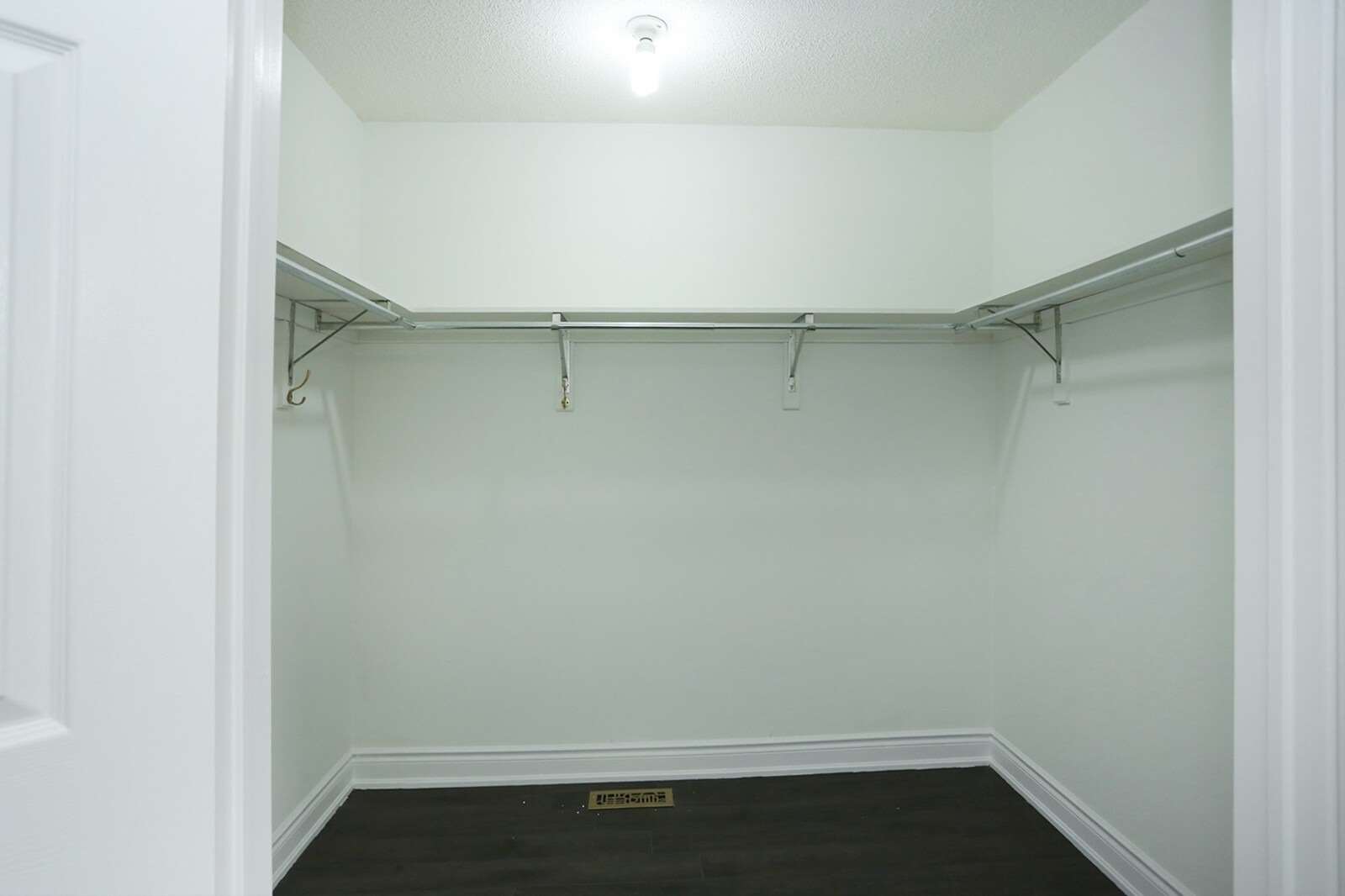 31 Clarion Cres