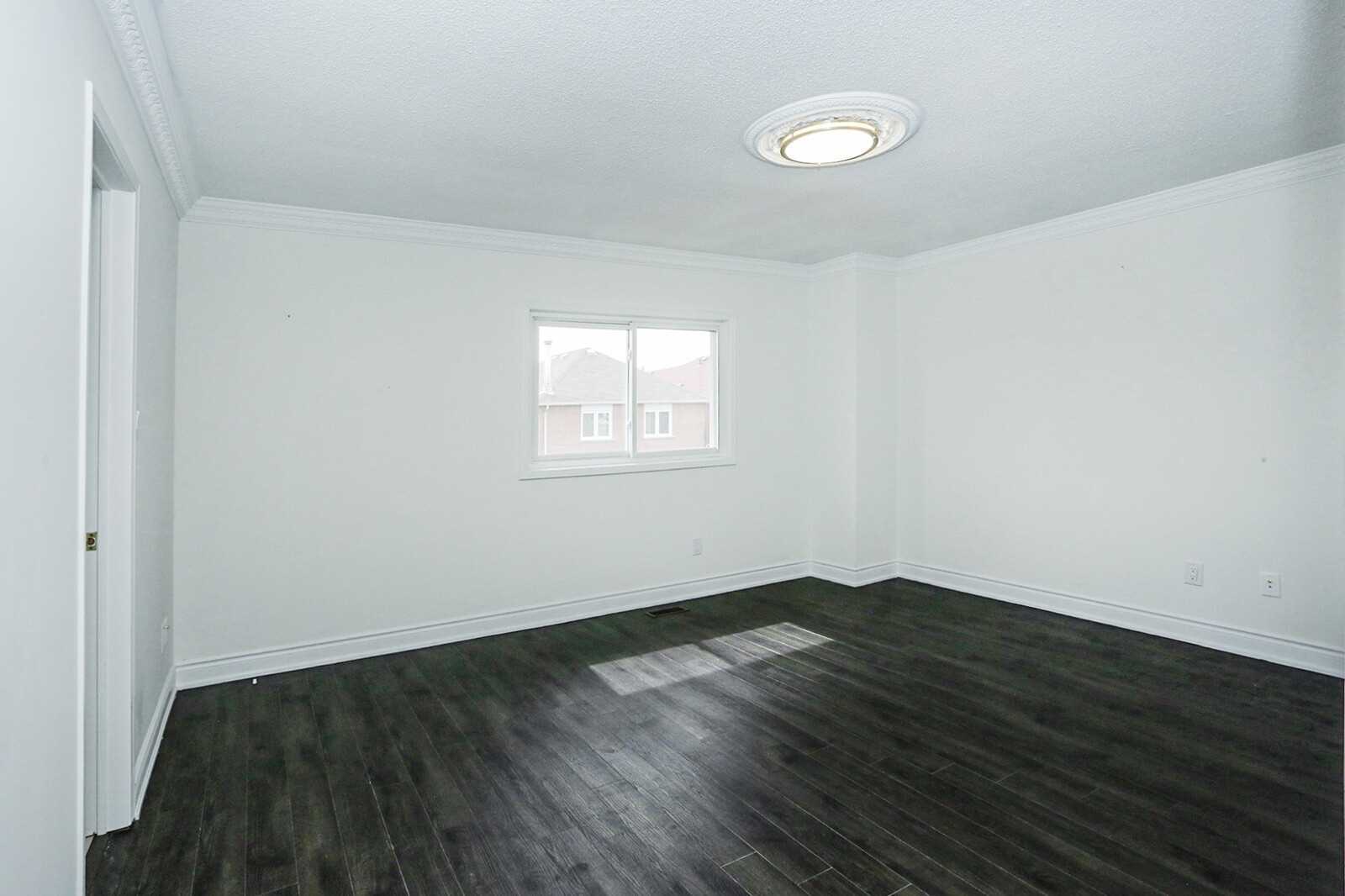31 Clarion Cres
