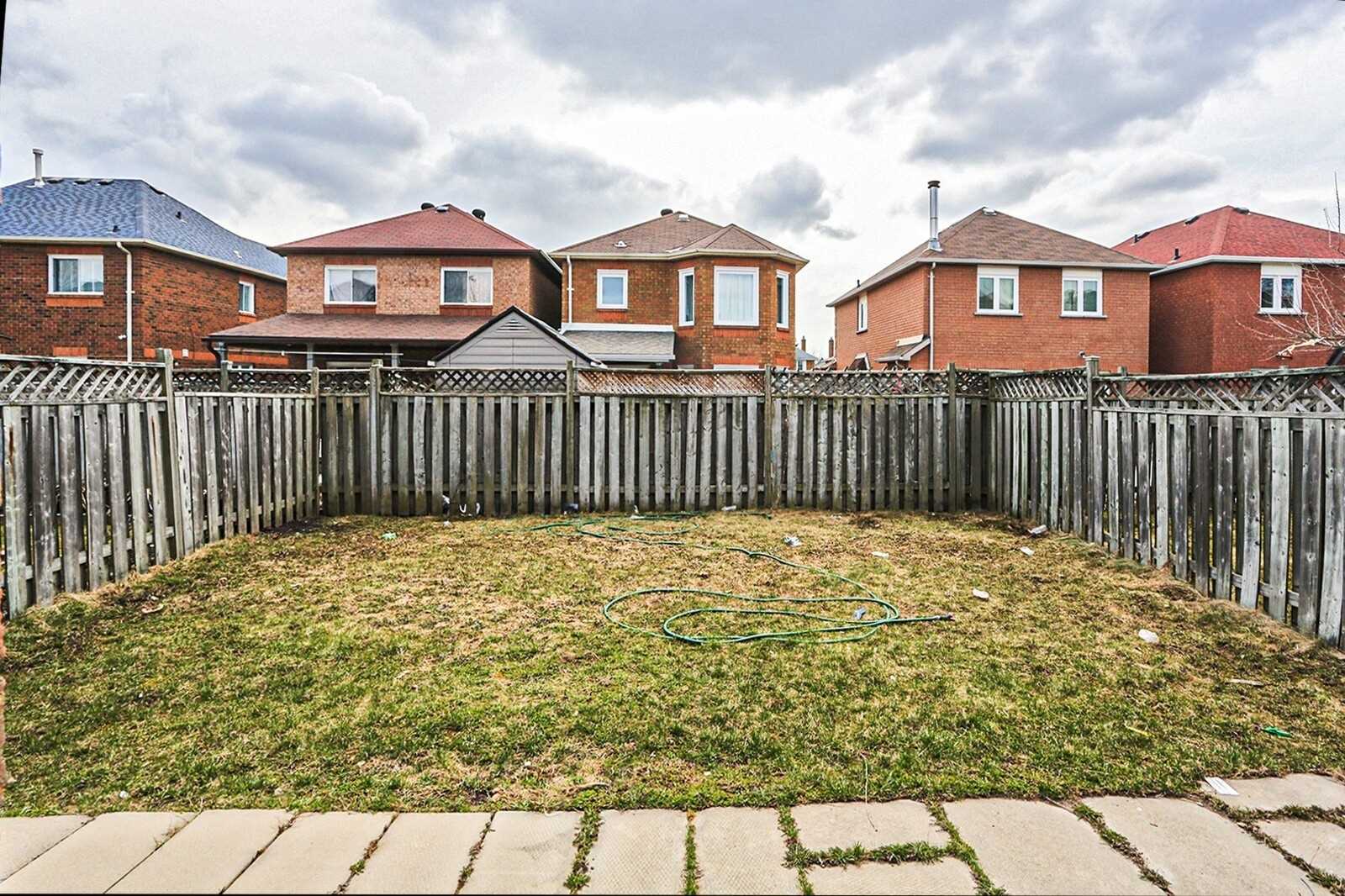 31 Clarion Cres
