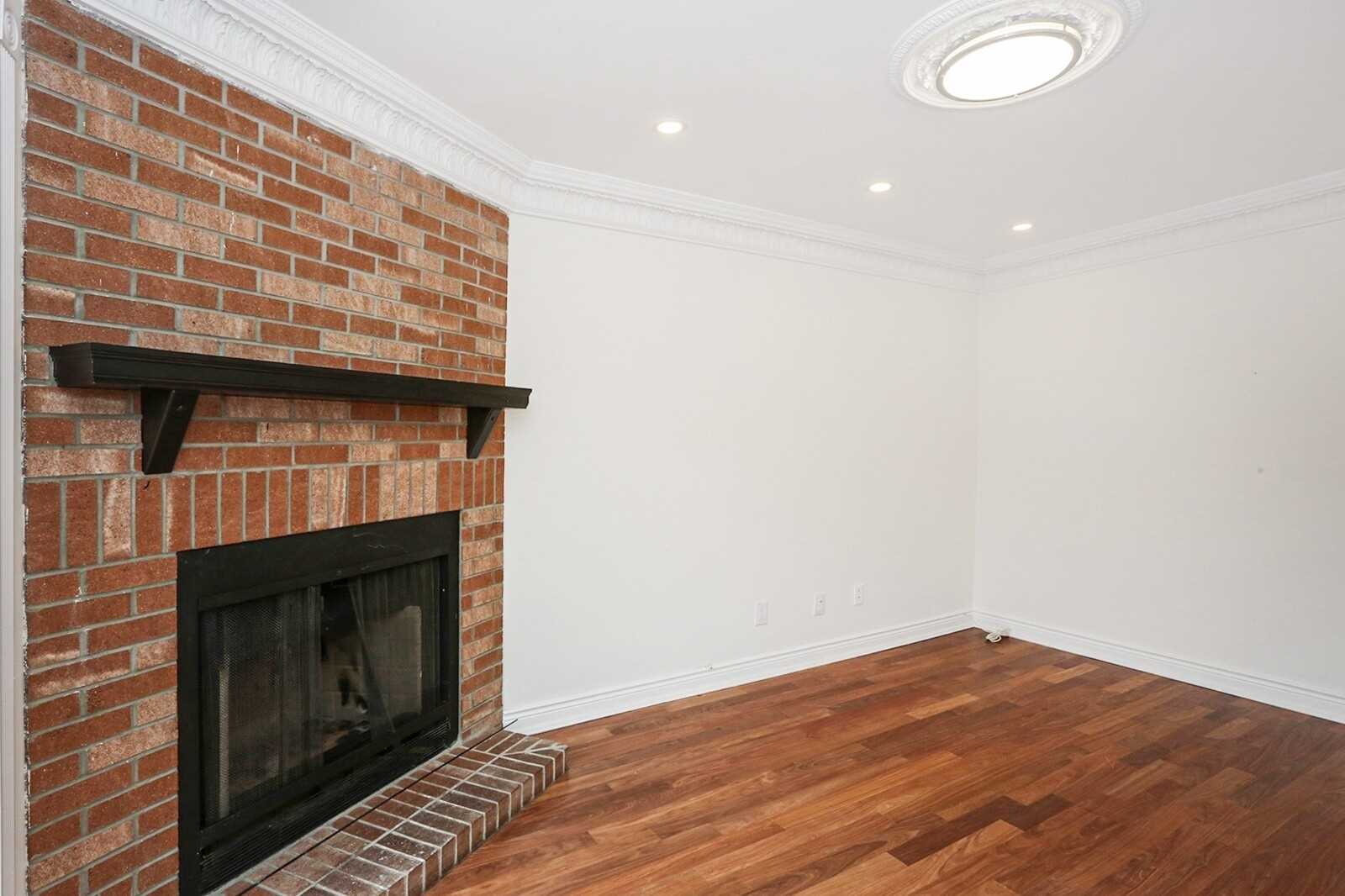31 Clarion Cres