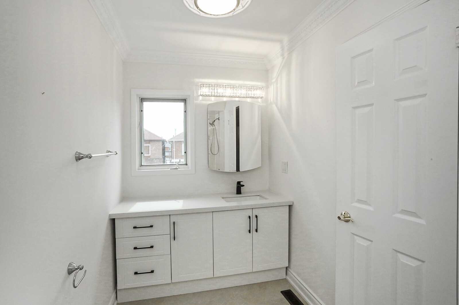 31 Clarion Cres