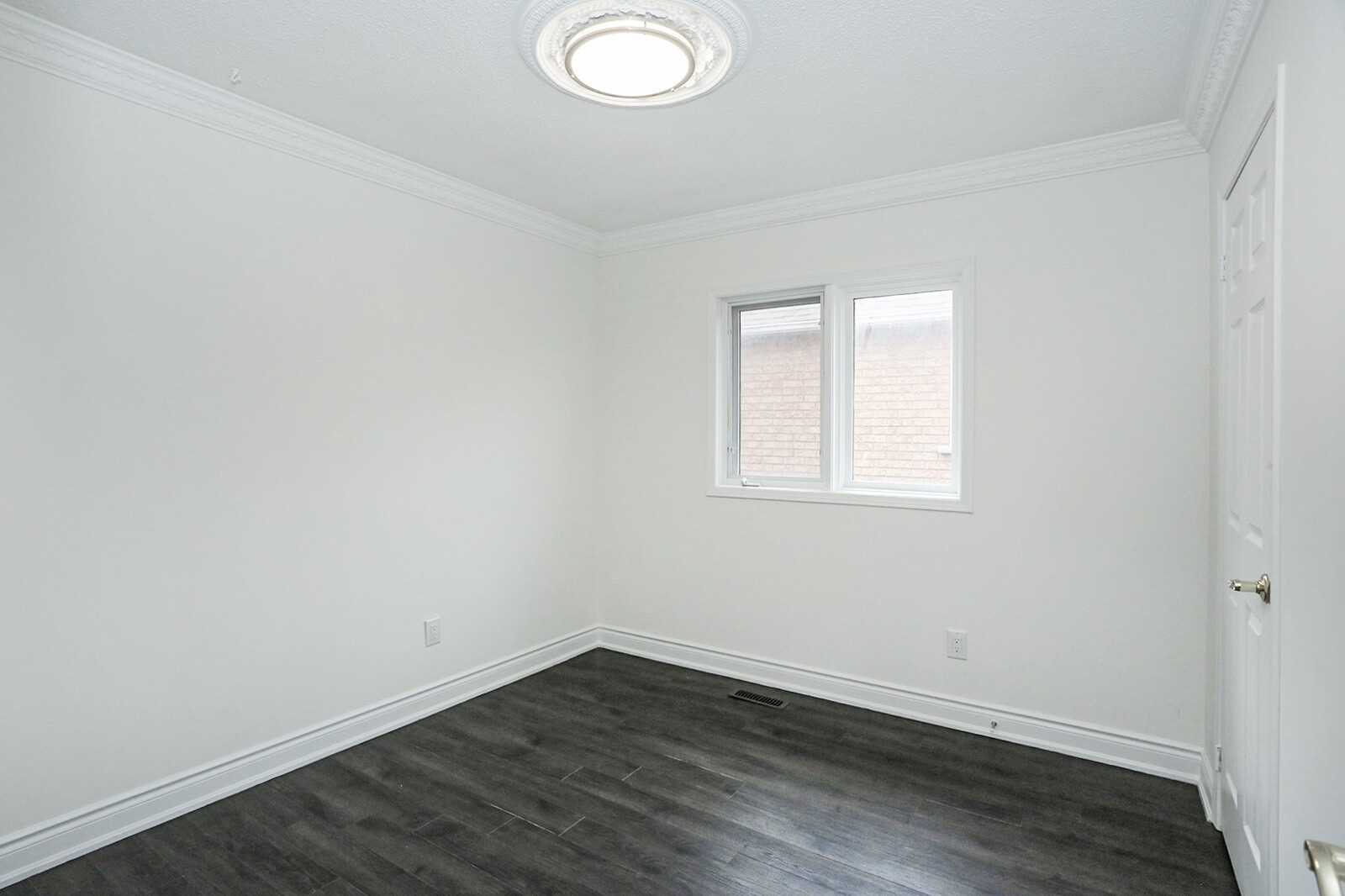 31 Clarion Cres