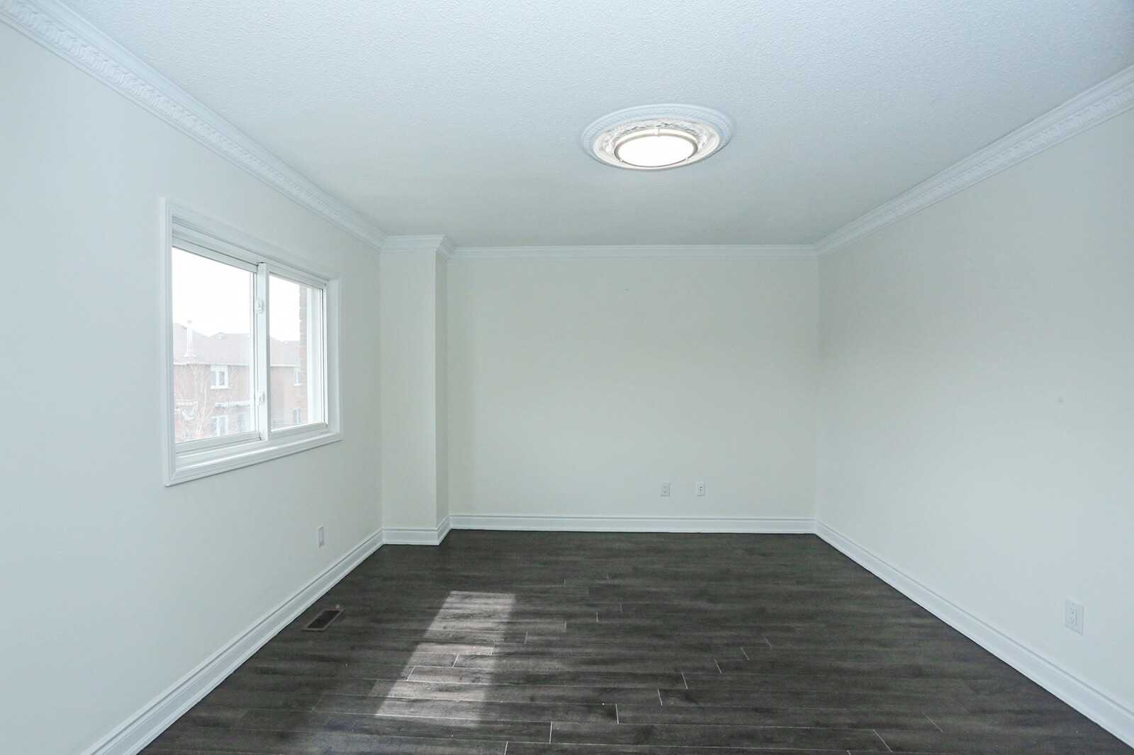 31 Clarion Cres