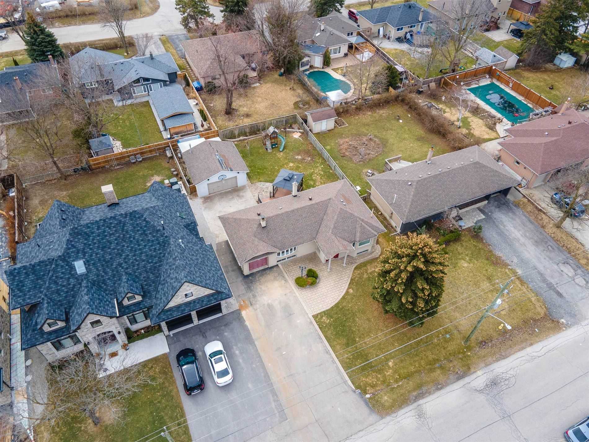 31 Goodman Cres