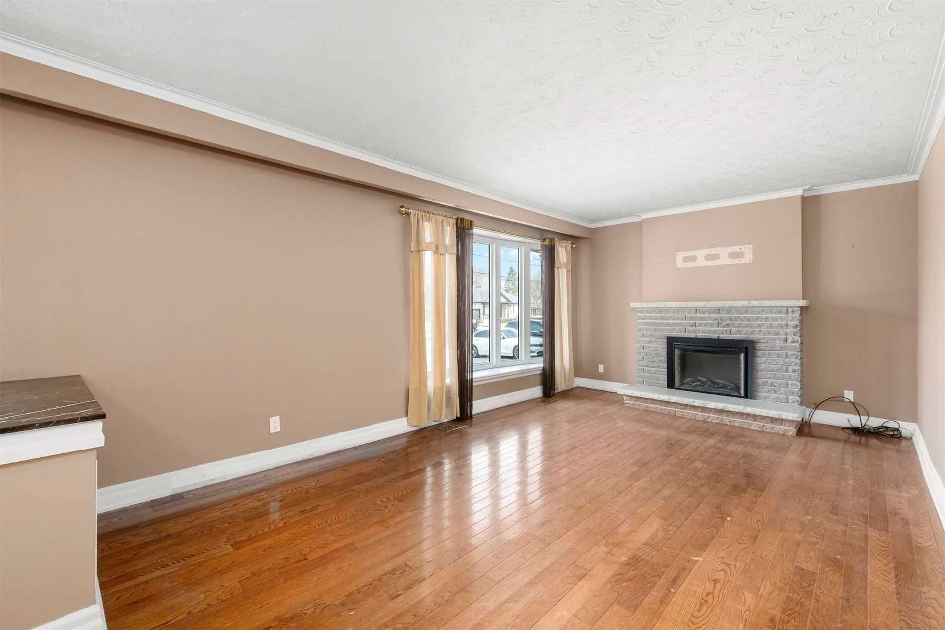 31 Goodman Cres