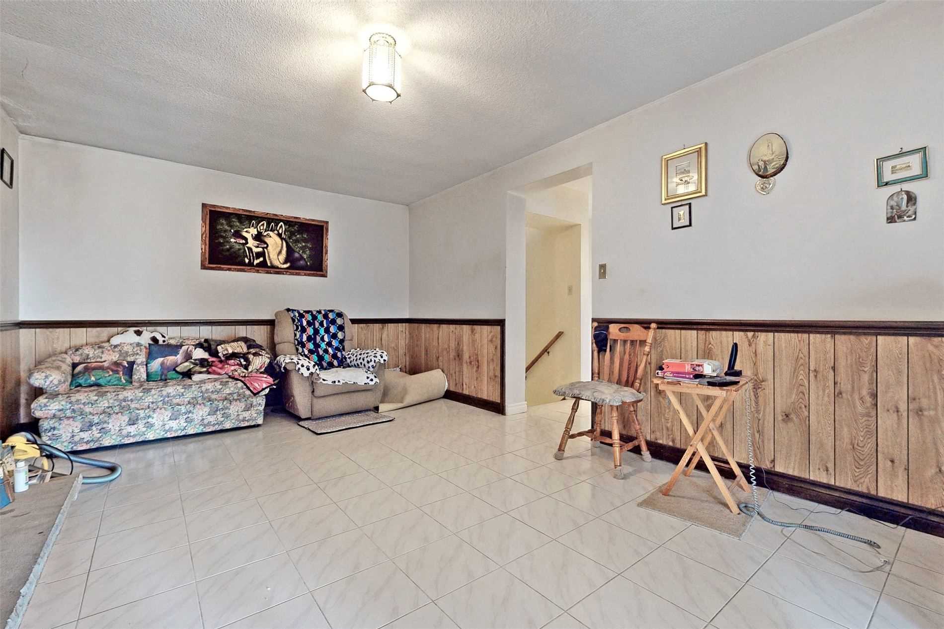 179 Oxford St