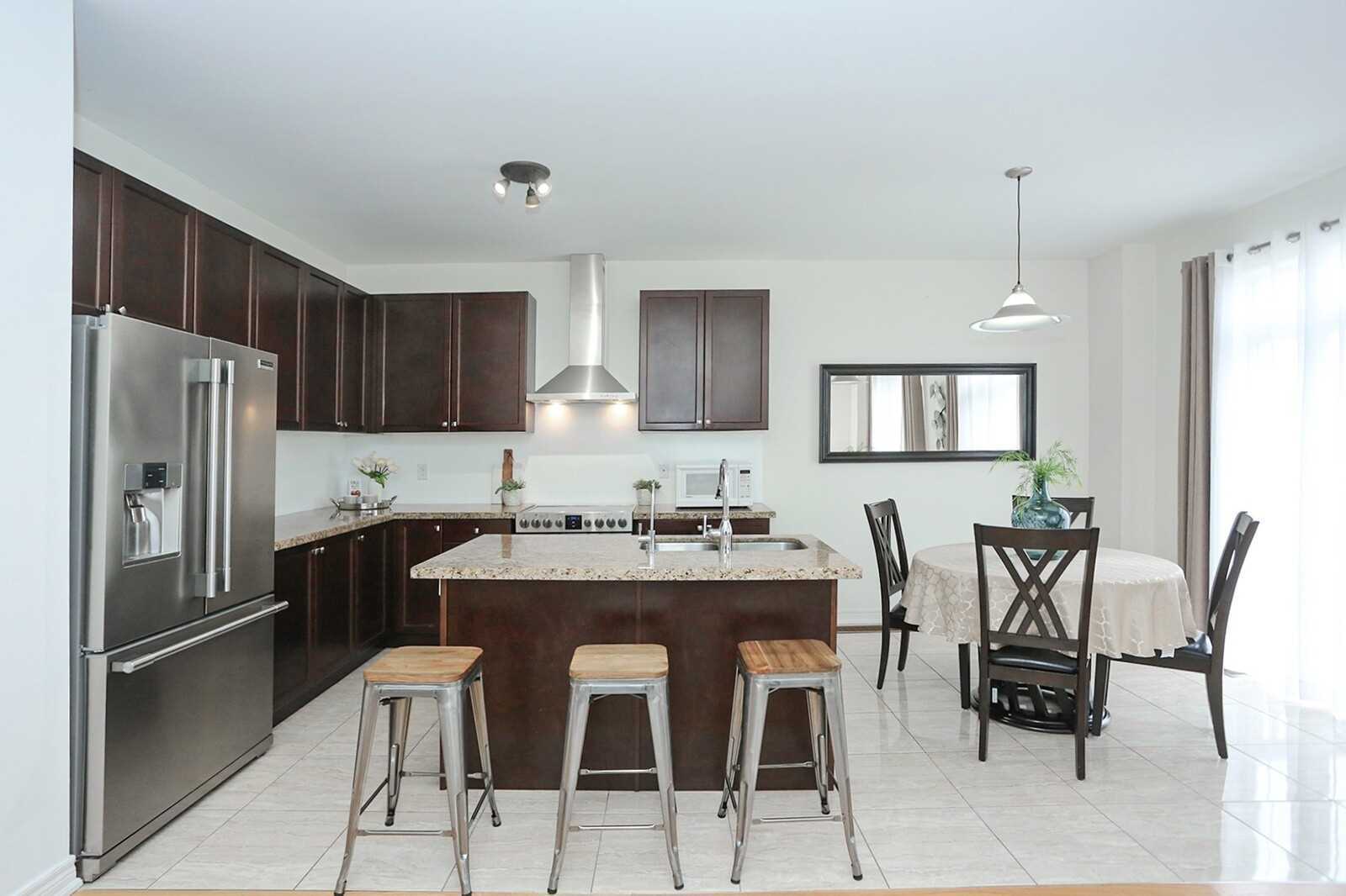11 Turner Dr