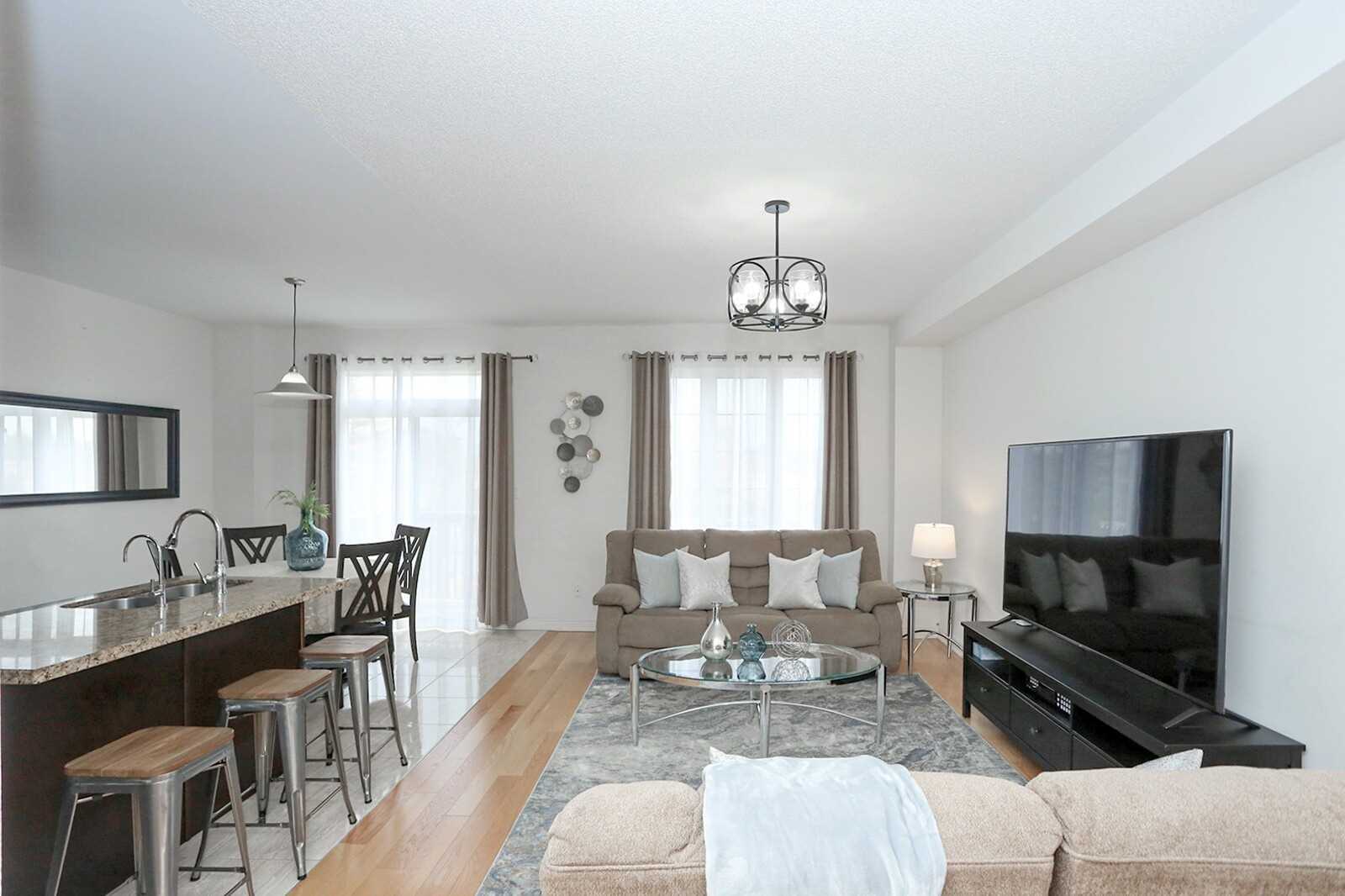 11 Turner Dr