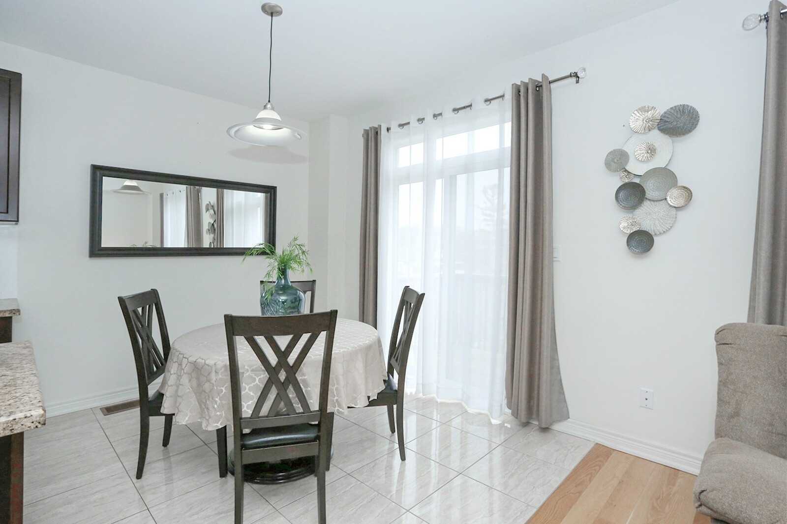 11 Turner Dr