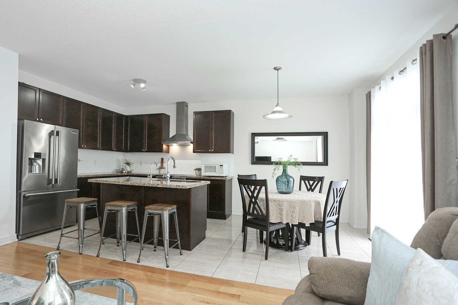 11 Turner Dr