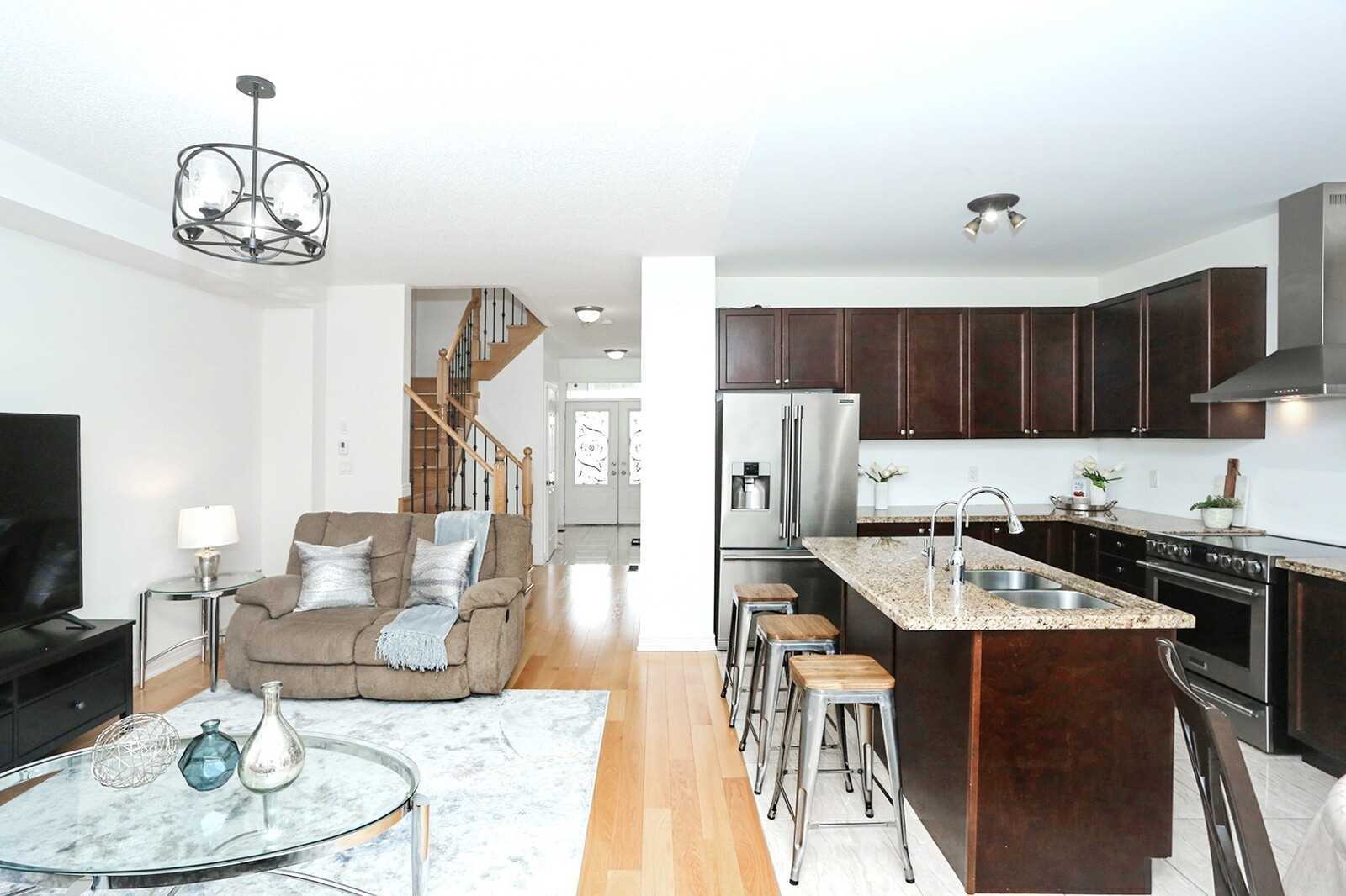 11 Turner Dr