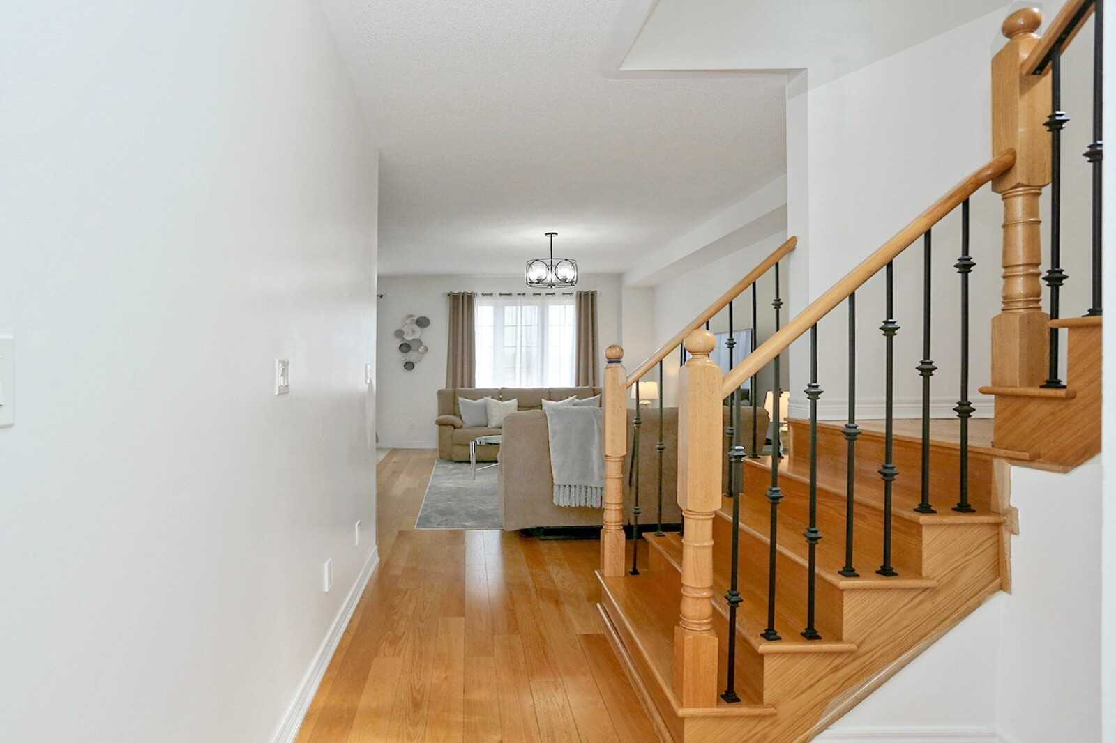 11 Turner Dr