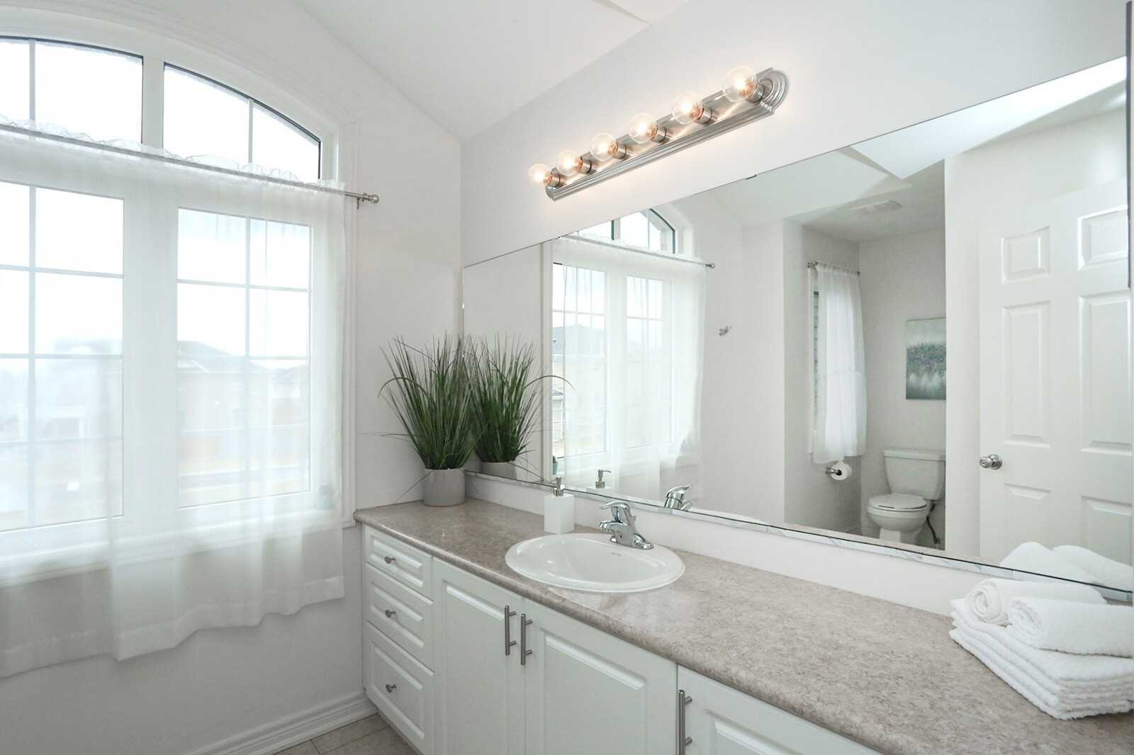 11 Turner Dr