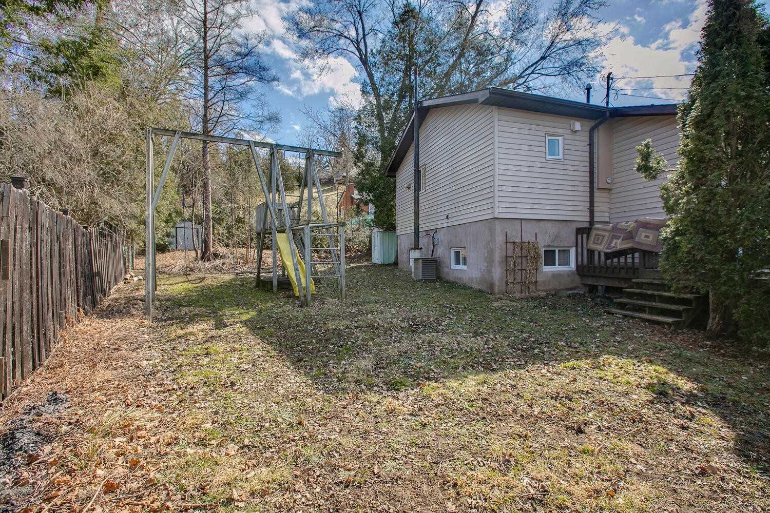 309 Adeline Dr