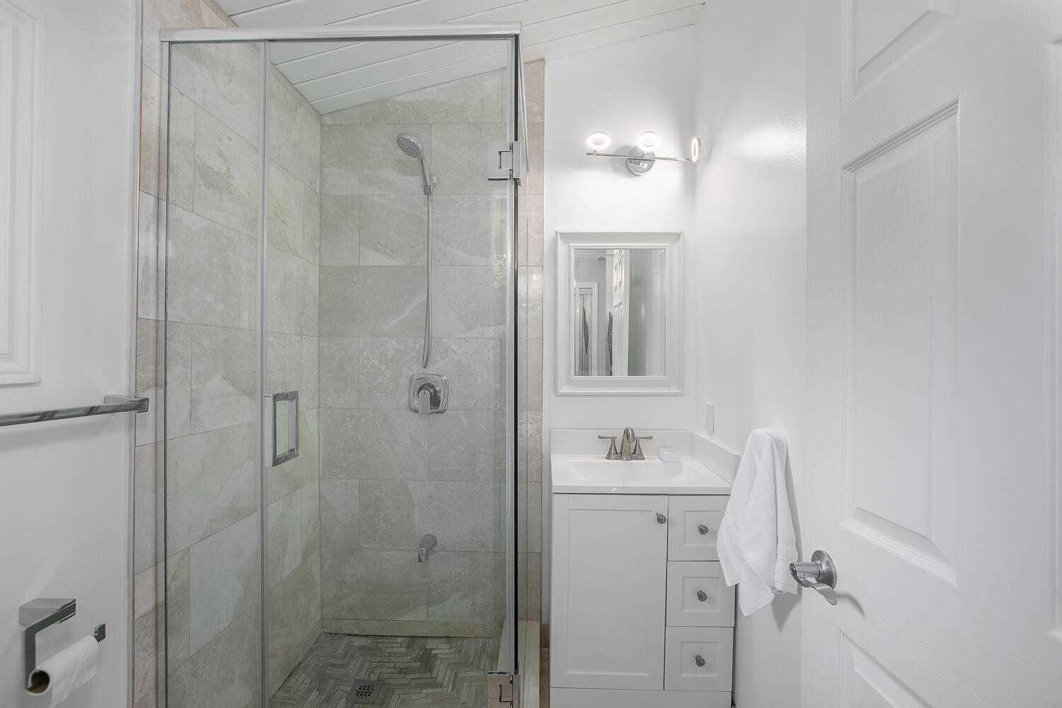 309 Adeline Dr