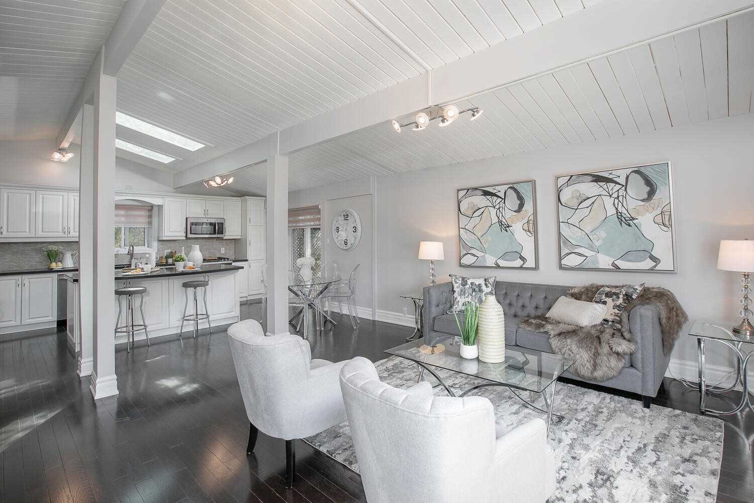309 Adeline Dr