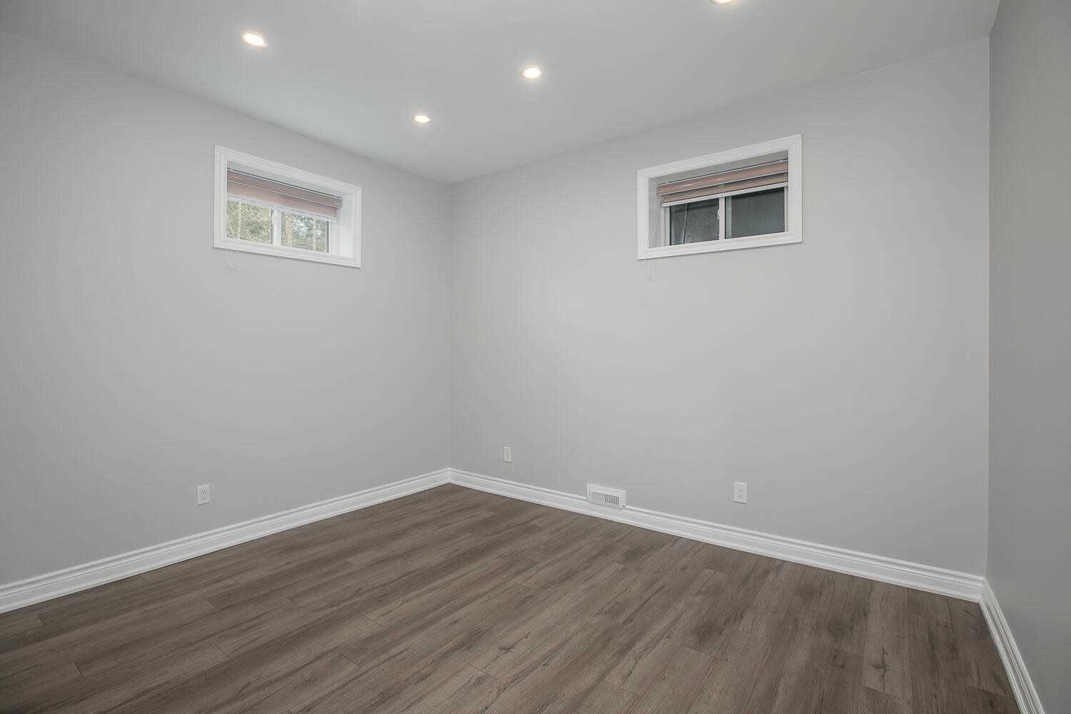 309 Adeline Dr