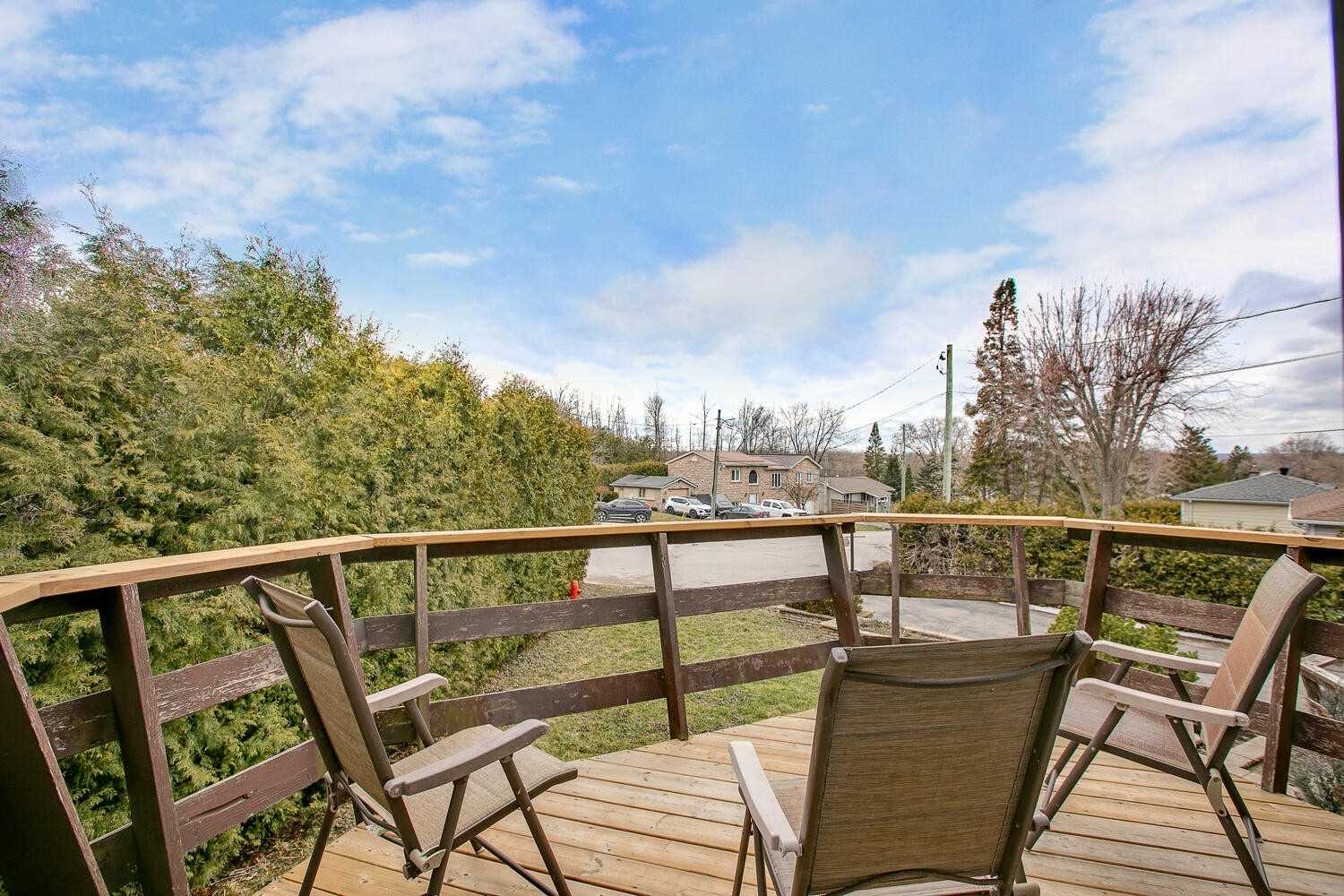309 Adeline Dr