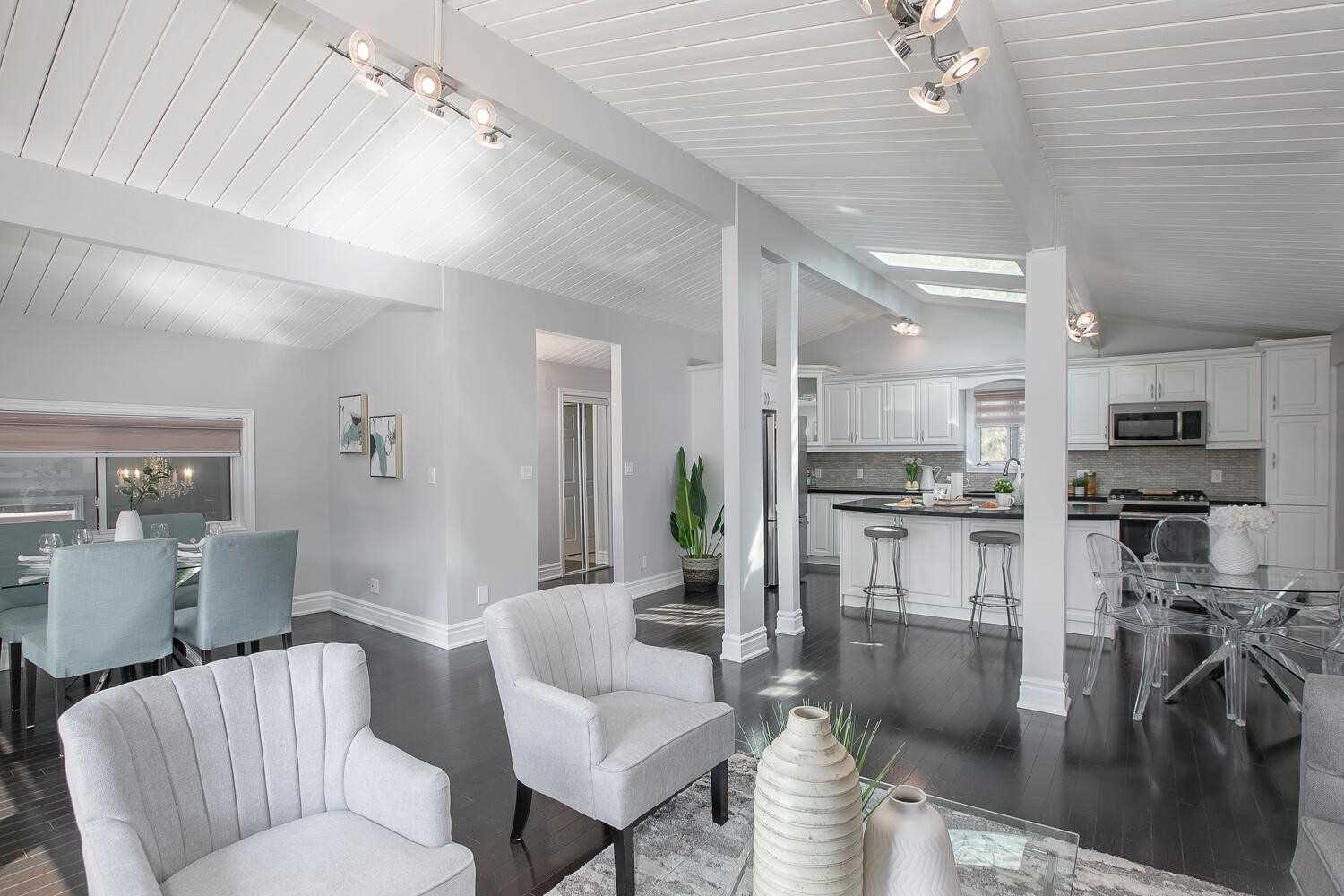 309 Adeline Dr