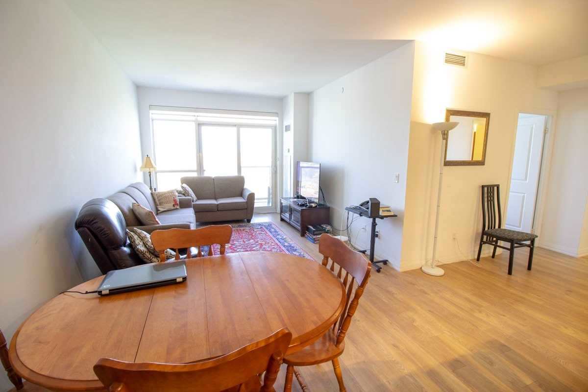 65 Oneida Cres, #1601