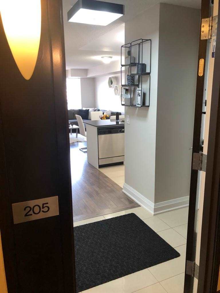 30 North Park Rd, #205