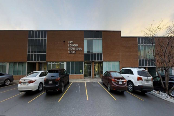 70 East Beaver Creek Rd N, Richmond Hill