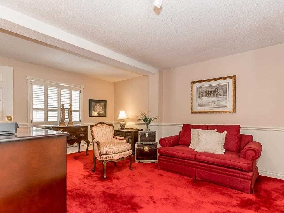 45 Thornheights Rd