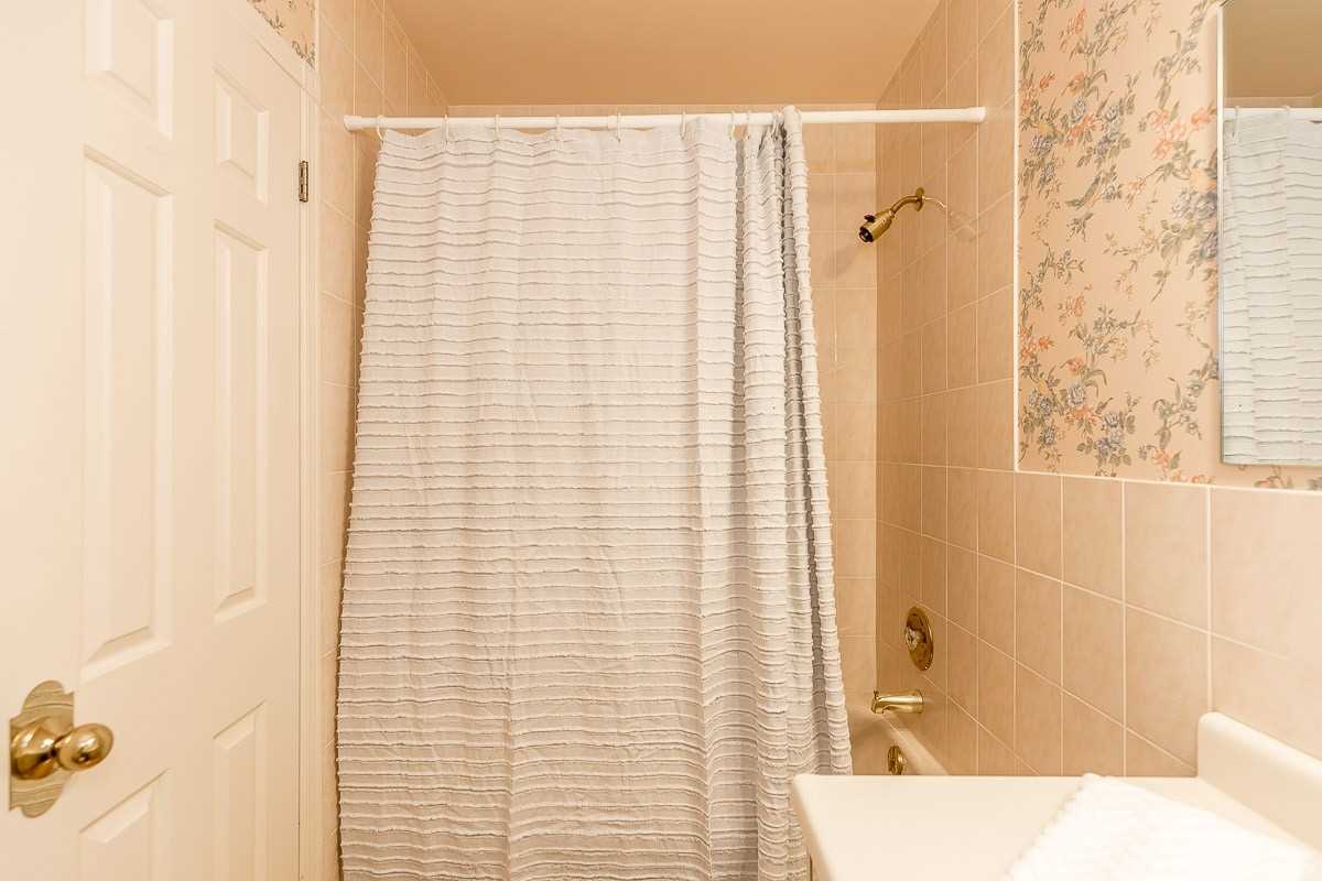 45 Thornheights Rd