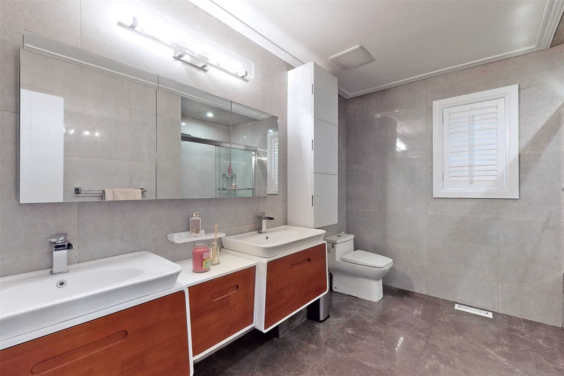 6 Lemsford Dr