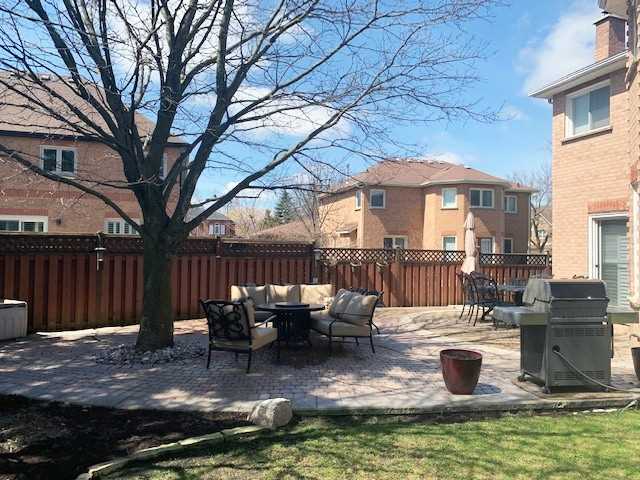 27 Charing Cres