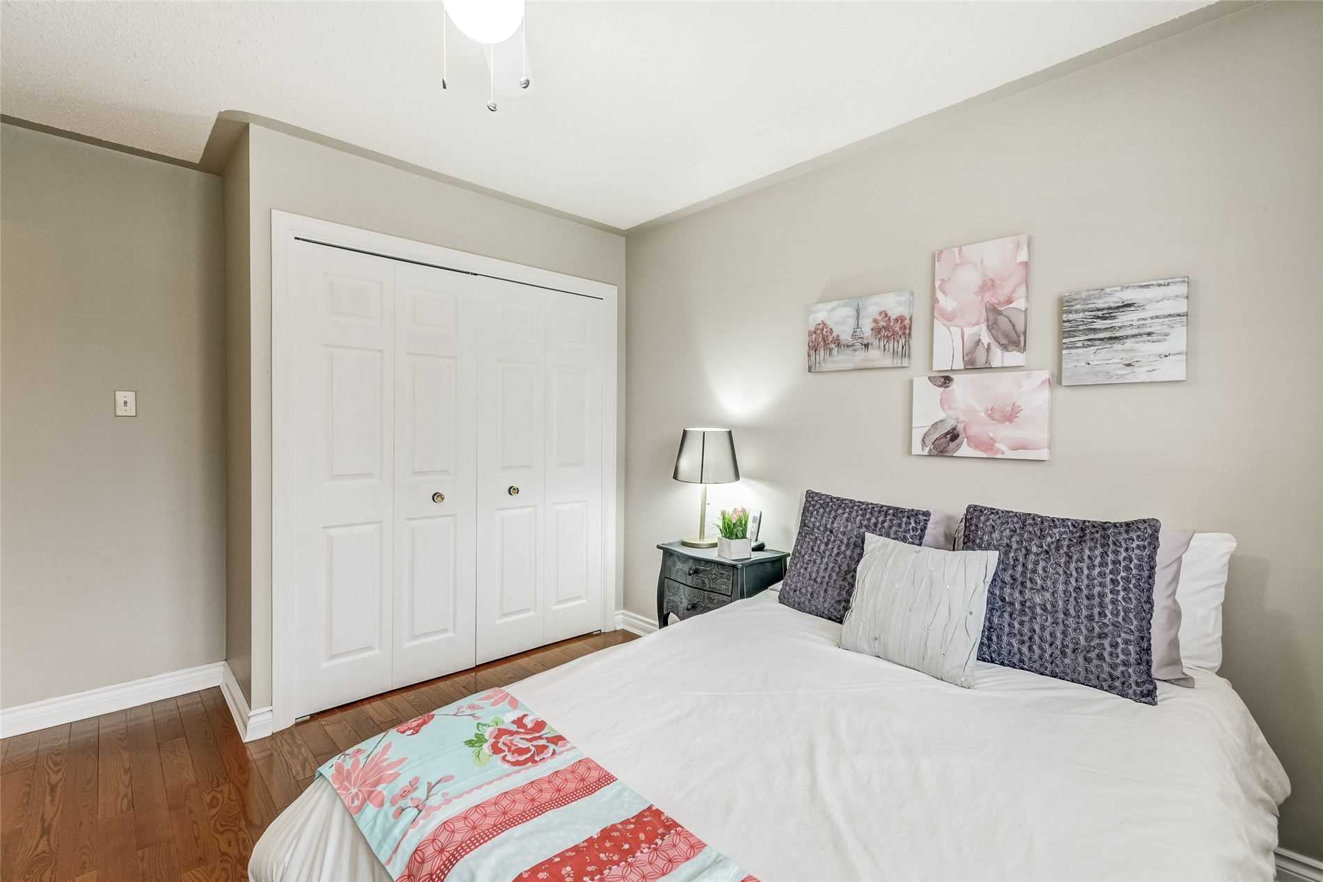 27 Charing Cres