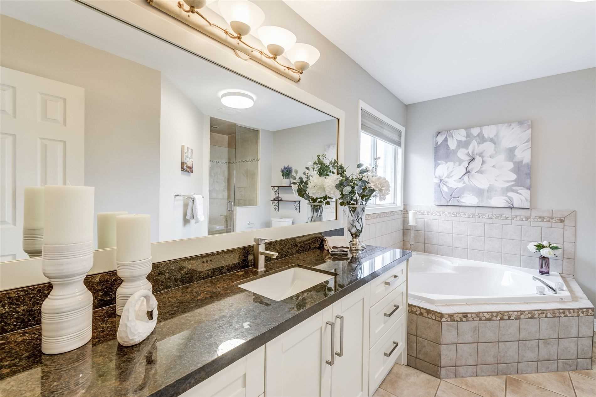 27 Charing Cres