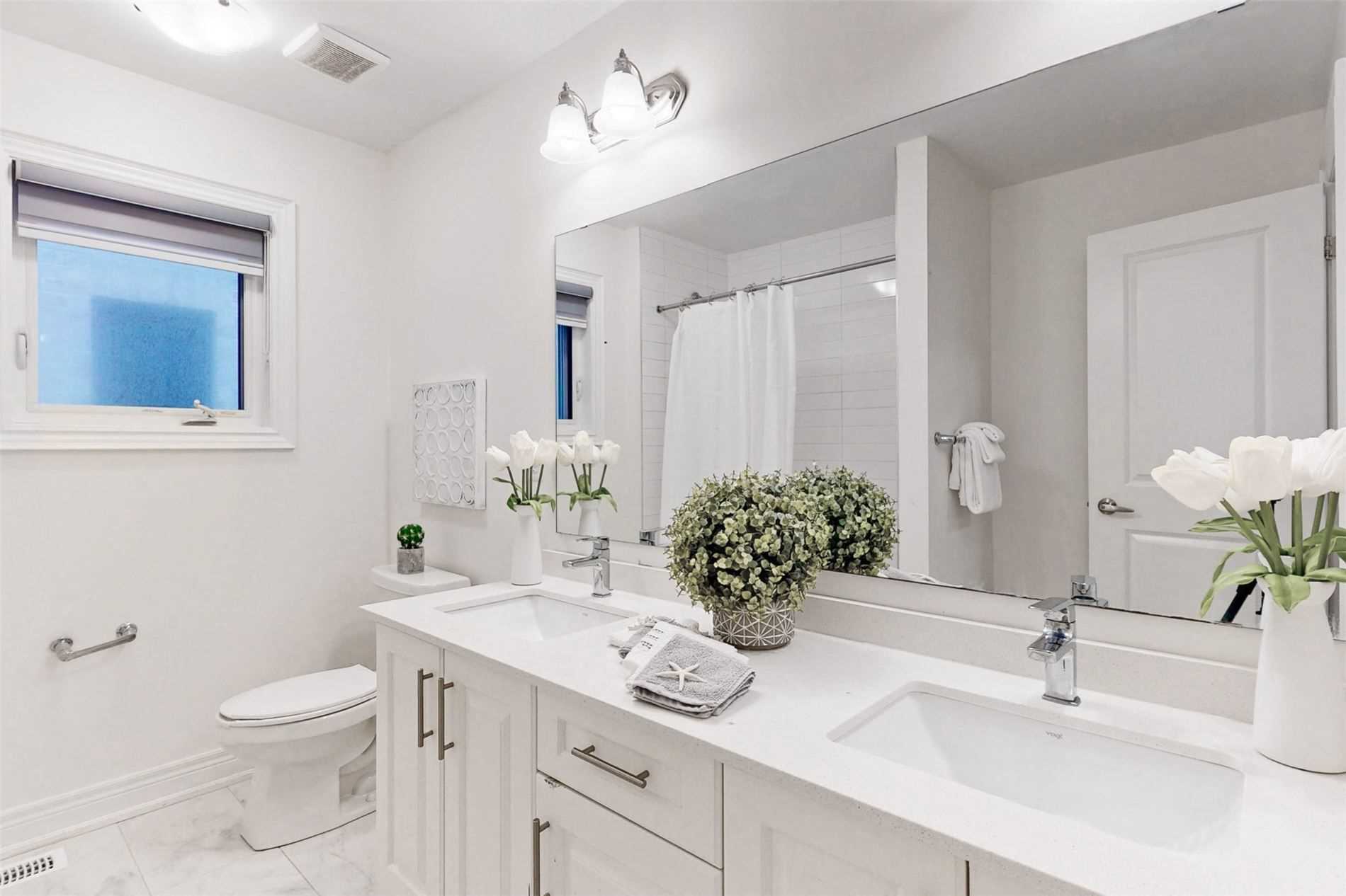 2 Downy Emerald Dr