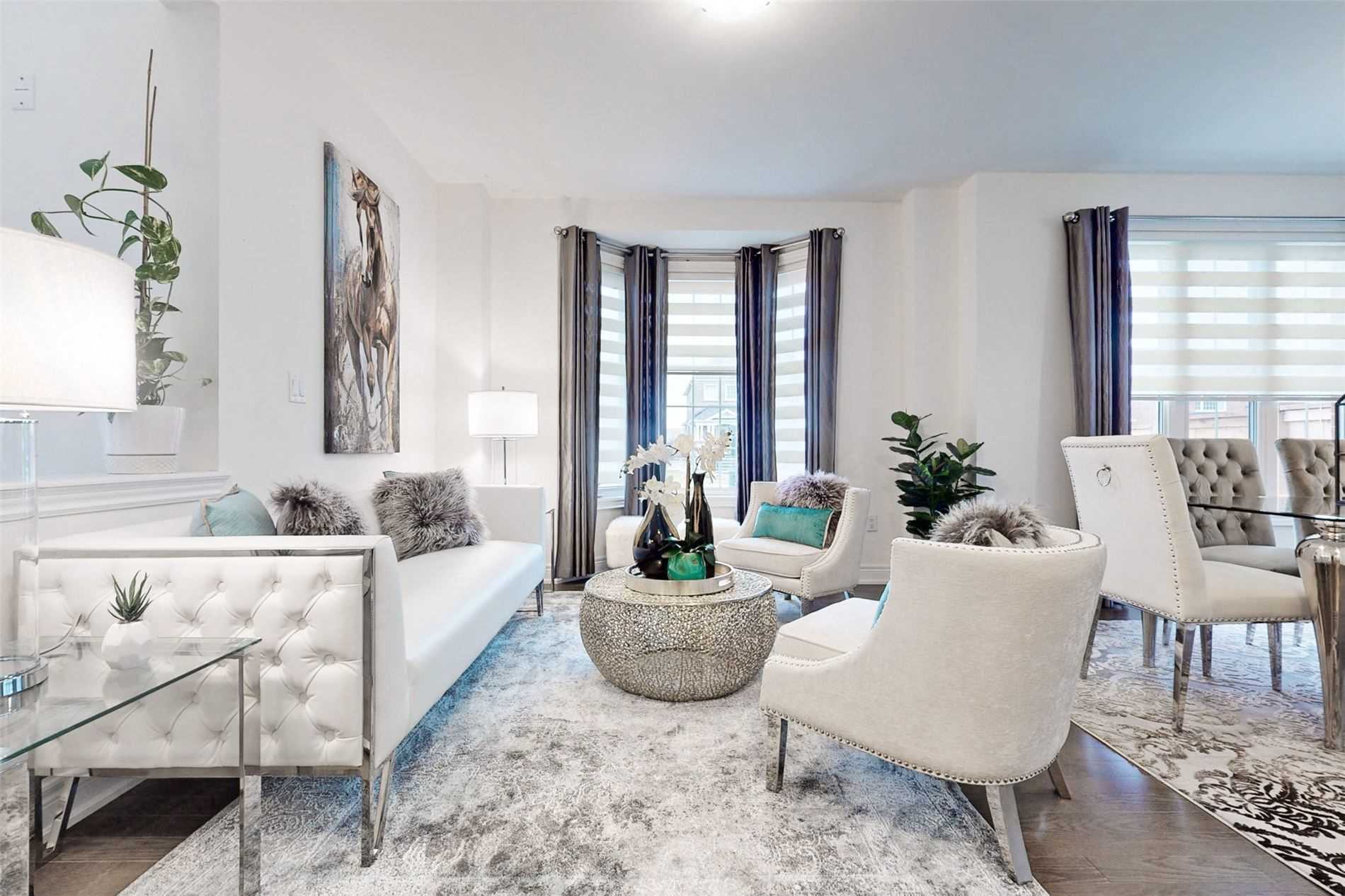 2 Downy Emerald Dr