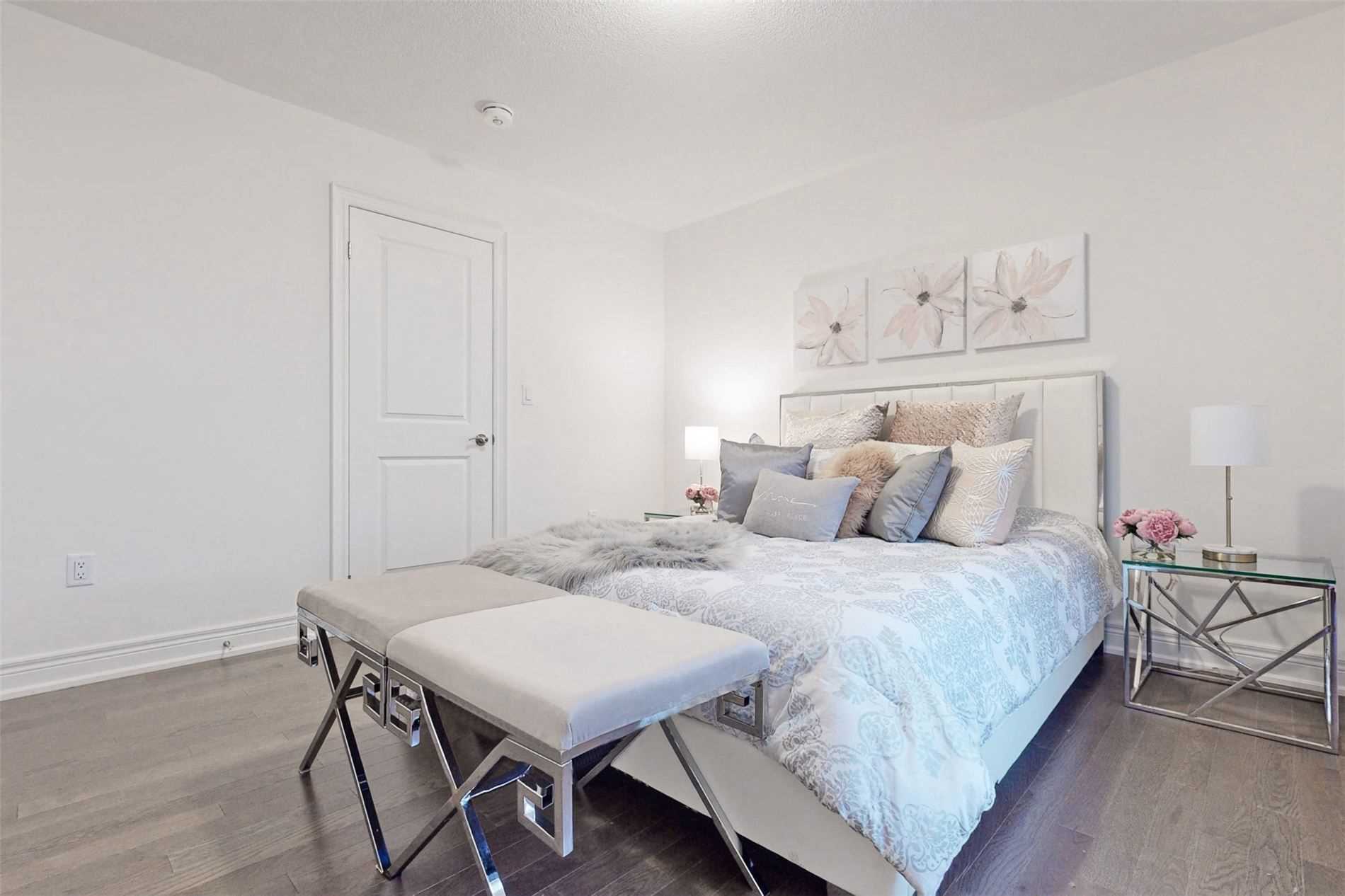2 Downy Emerald Dr