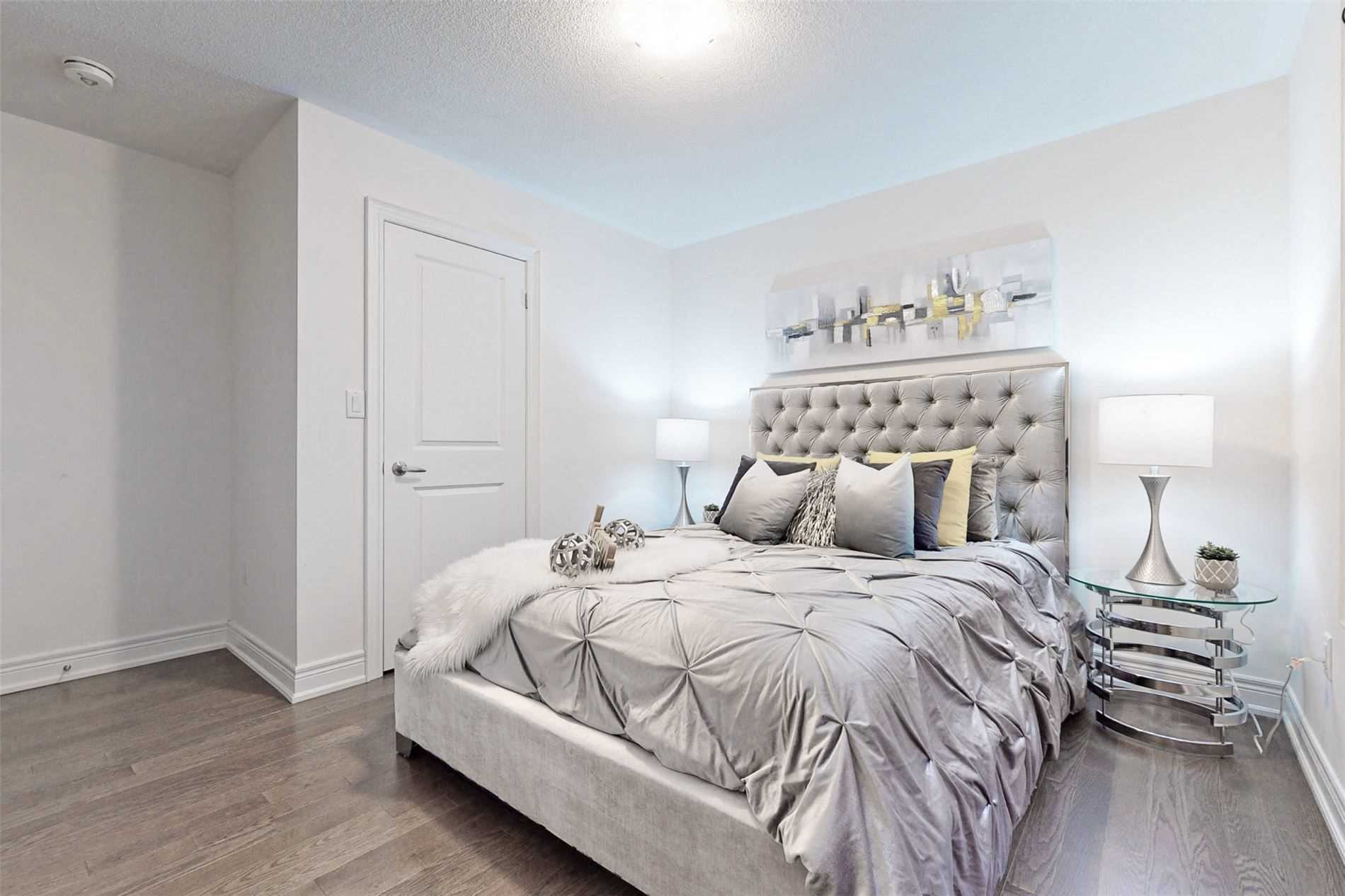 2 Downy Emerald Dr