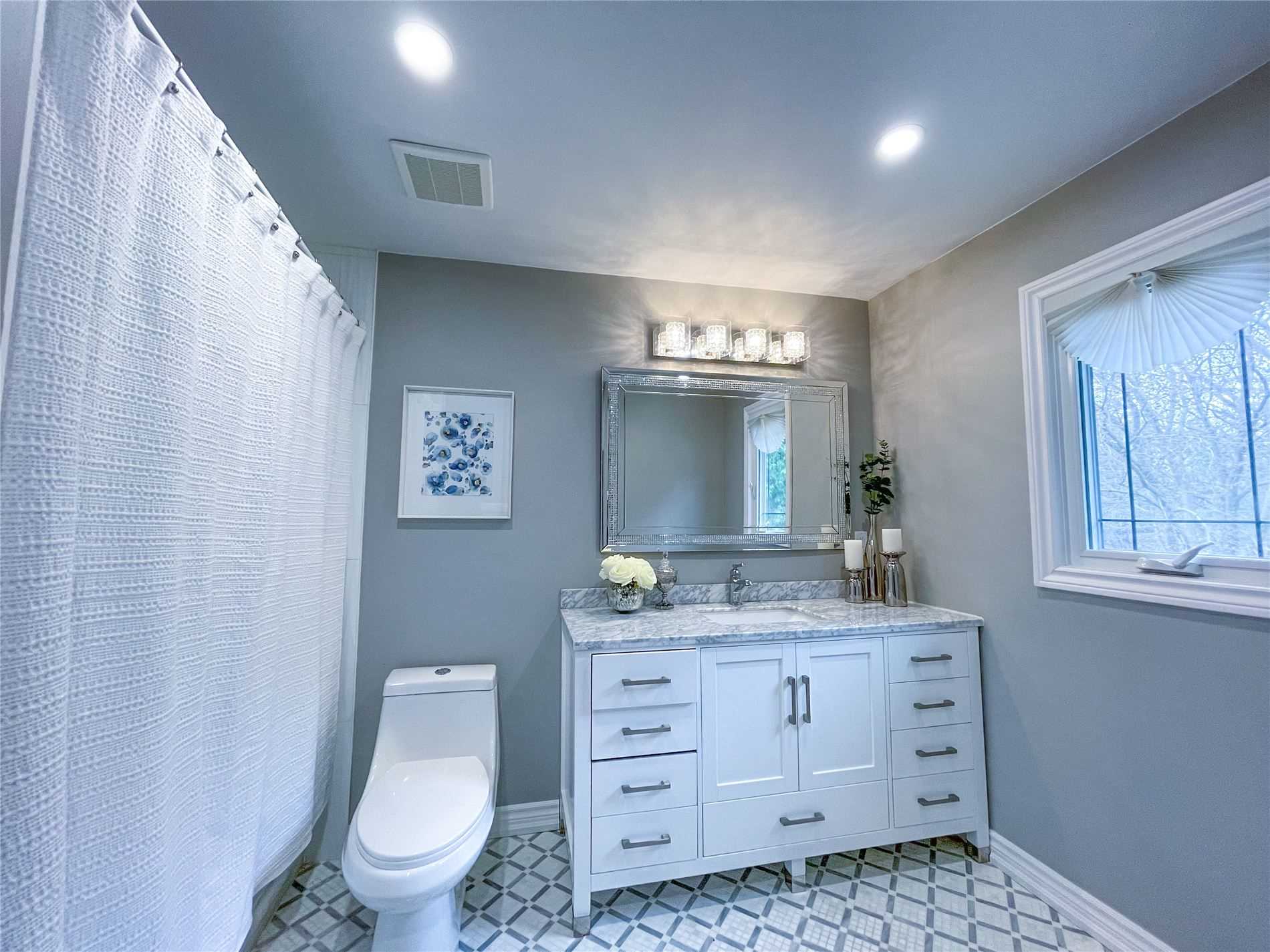9 Cedar Cres