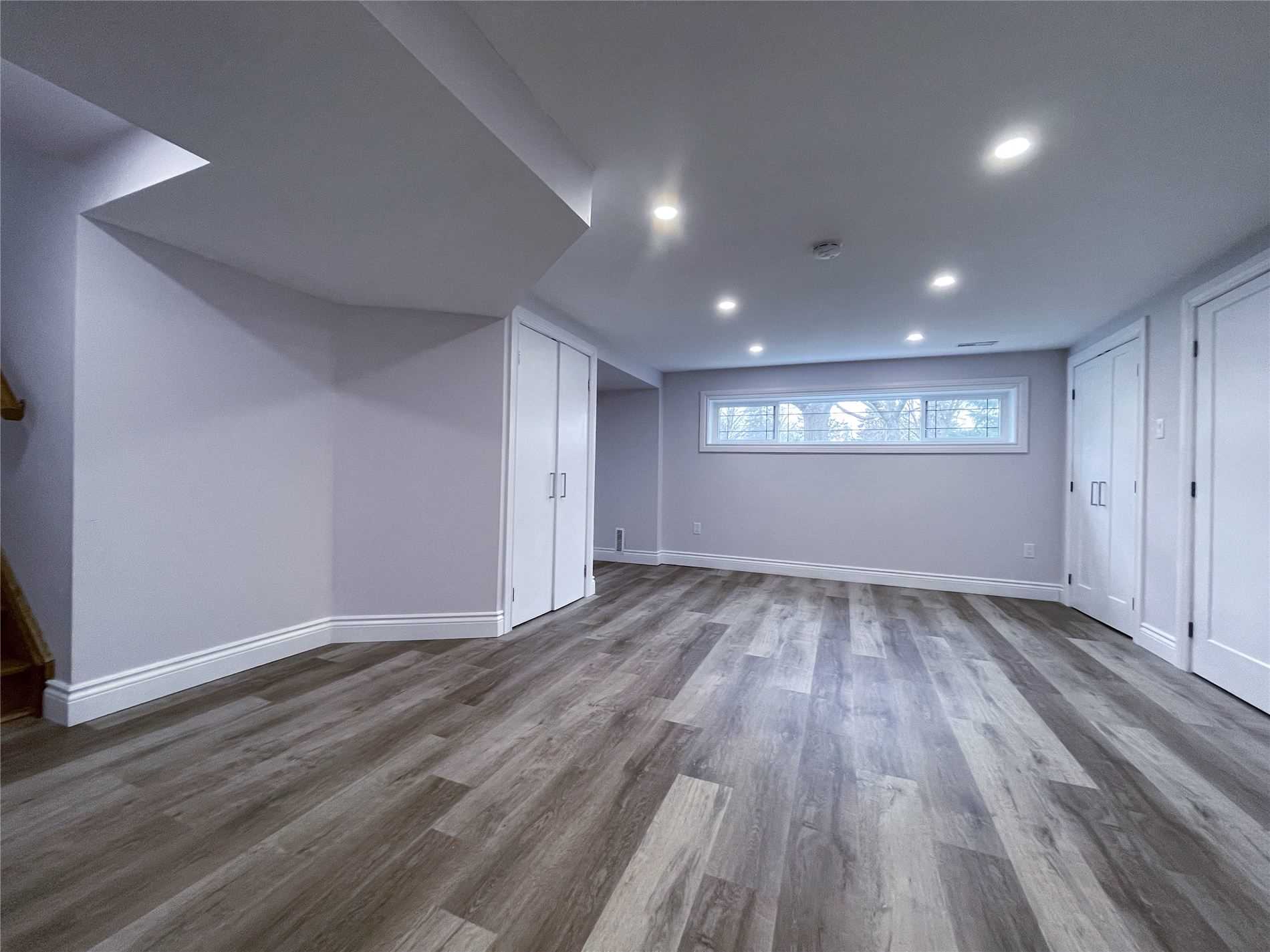 9 Cedar Cres