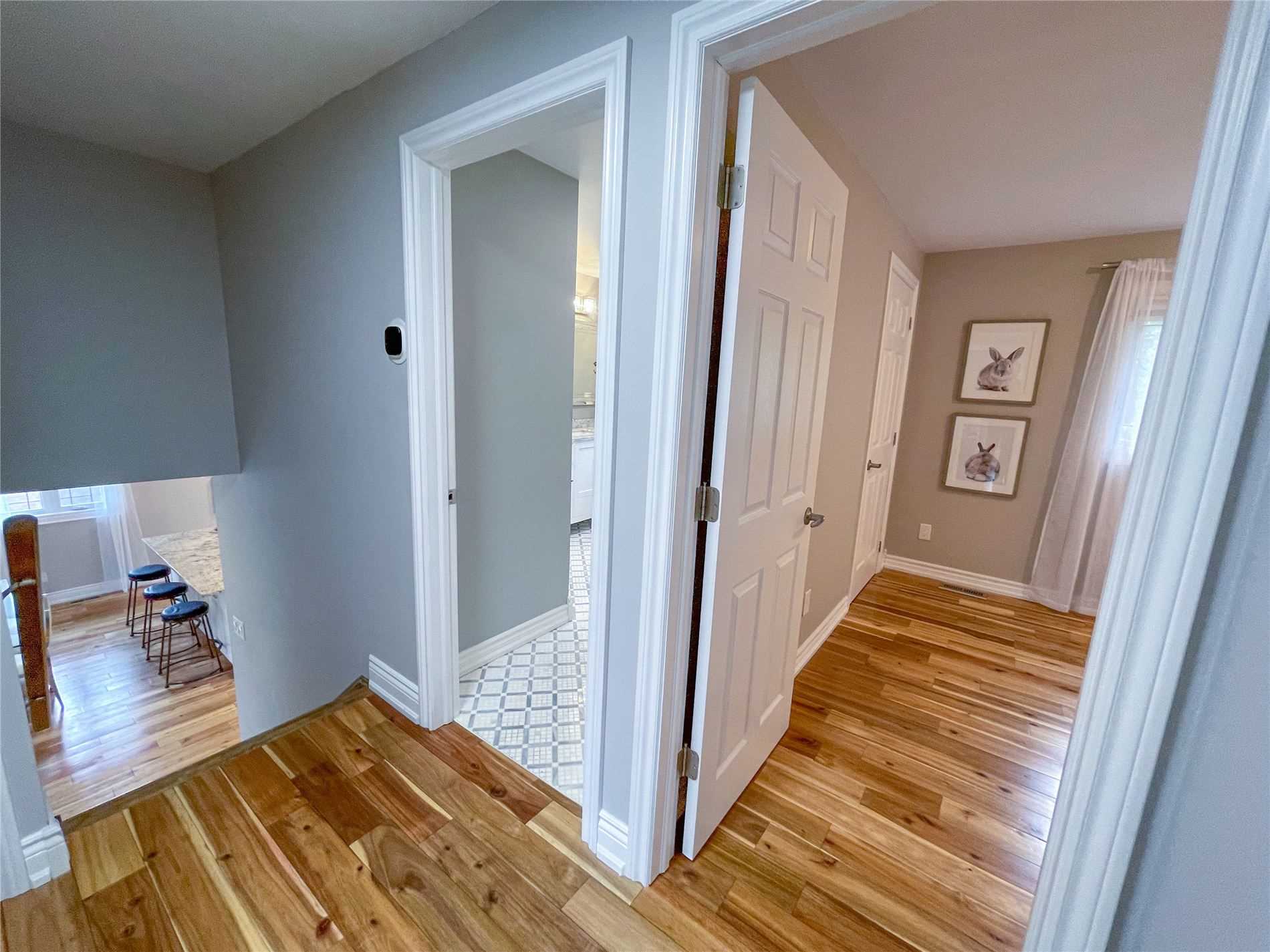 9 Cedar Cres