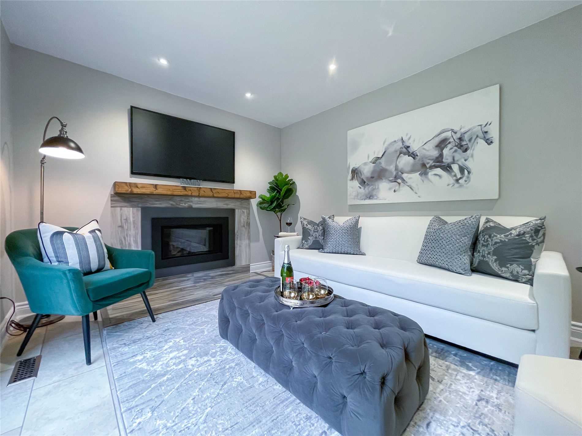 9 Cedar Cres