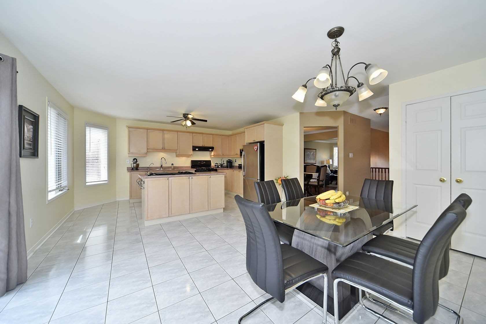 33 Fox Run Lane