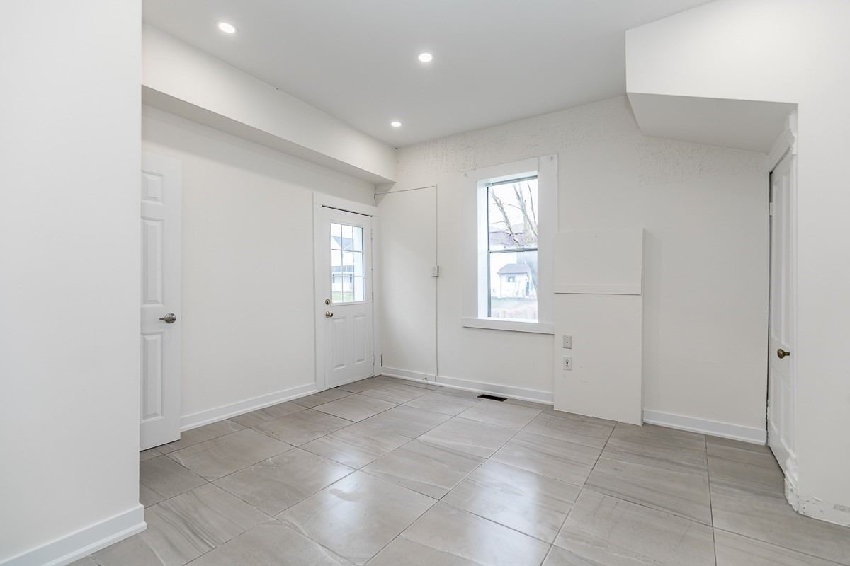 Listing N5593905 - Large Photo # 16