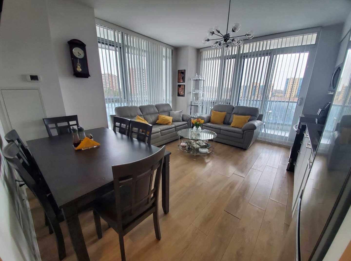 9471 Yonge St, #630