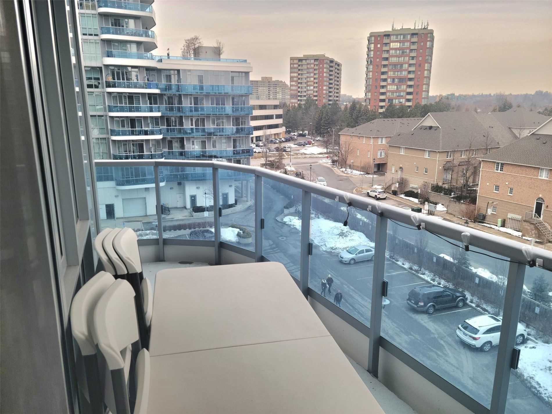 9471 Yonge St, #630