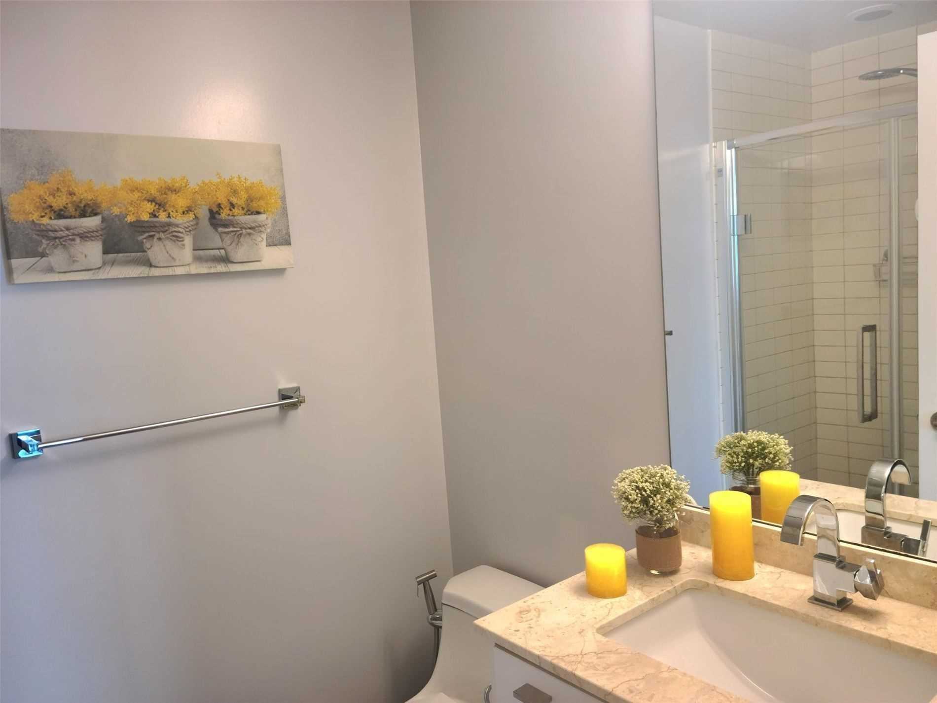 9471 Yonge St, #630