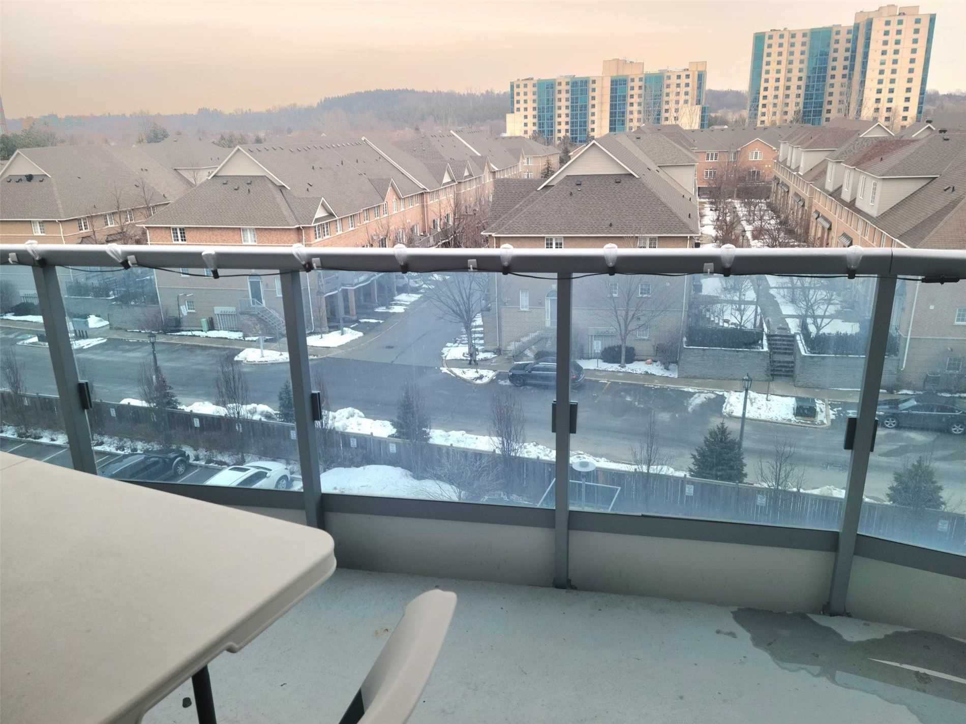 9471 Yonge St, #630