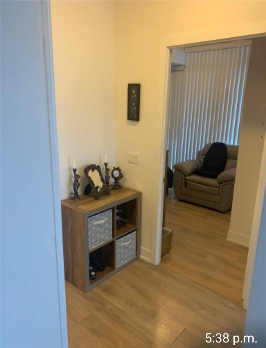 9471 Yonge St, #630