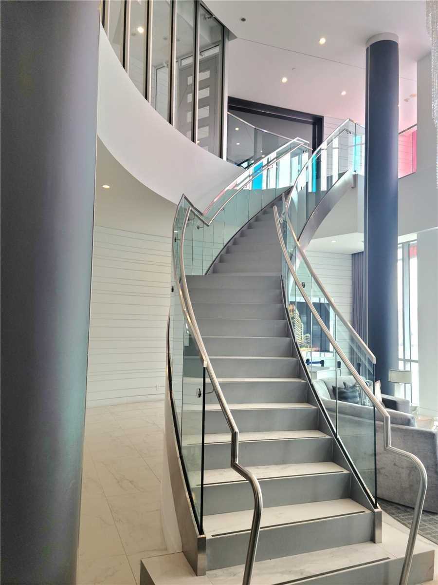 9471 Yonge St, #630