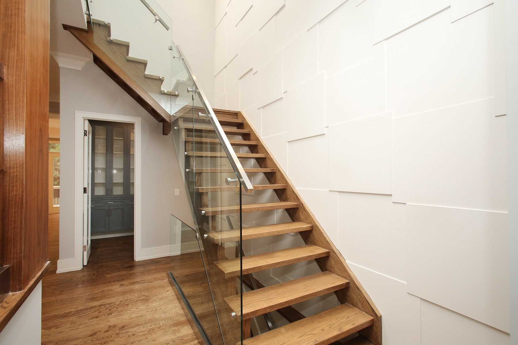 30 Rosemary Ave